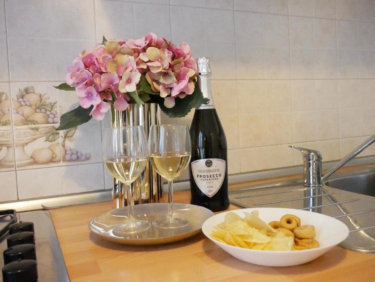 Diadema Pink - Immobili E Soluzioni Rent Apartment Bergamo Bagian luar foto